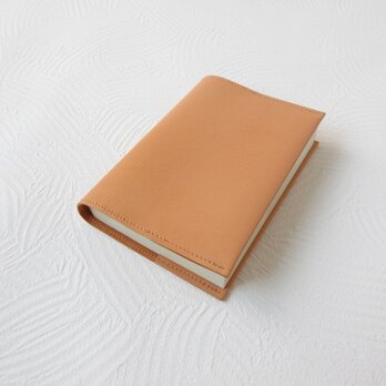 文庫本サイズ対応《カーフスキン》一枚革のブックカバー・アプリコット・0691の画像