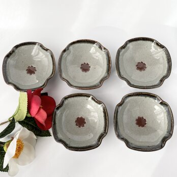 花模様の豆皿 5枚セット　【手仕事 民藝　和　陶器】の画像