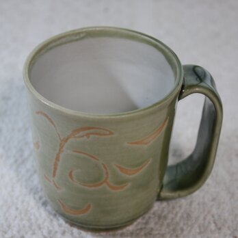 染め抜きのつる草模様コーヒーカップの画像