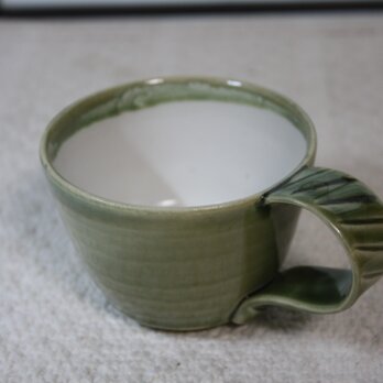 線刻グリップの織部釉コーヒーカップの画像