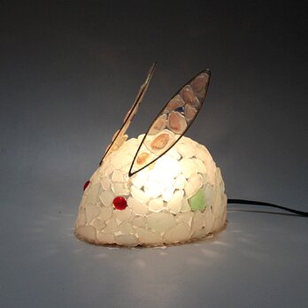 シーグラスのランプ　桜貝とうさぎのランプ-1の画像