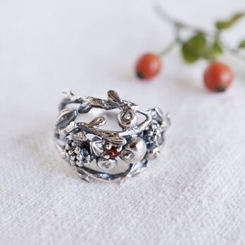 Berry bunch ring [R108SV]の画像