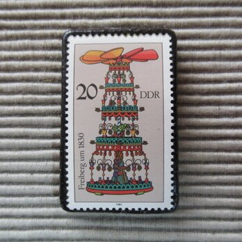 東ドイツ　クリスマス切手ブローチ8401