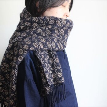 カシミヤ＜濃藍と亜麻色＞手織りストールの画像