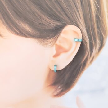 〈軽い〉〈痛くない〉〈挟むだけ〉2wayソーダブルーフラットリングイヤリング・イヤーカフ〈直径約11㎜幅約3㎜〉(両耳用)