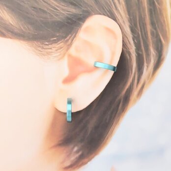 〈軽い〉〈痛くない〉〈挟むだけ〉2wayソーダブルーフラットリングイヤリング・イヤーカフ〈直径約14㎜幅約3㎜〉(両耳用)