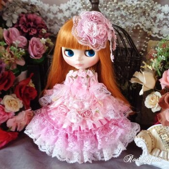 ロリータロマンス ラブリーピンクの妖精 薔薇の花びら舞うプリンセスドールドレスの画像