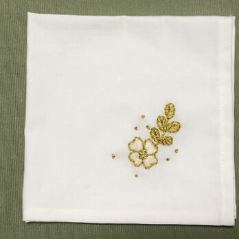 コットンの刺繍ハンカチ☆一輪の花の画像