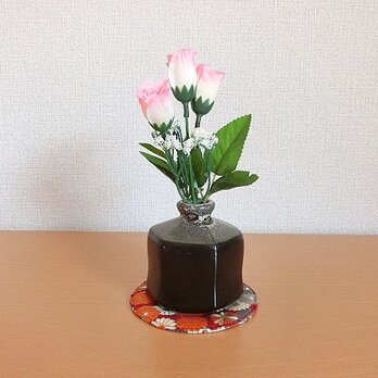 置物用敷物（小）マット　円形　花瓶、植木鉢などの敷物に　金彩花柄の画像