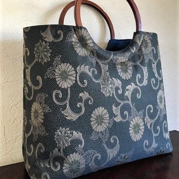 菊唐草模様の名古屋帯の手提げ　丸い木の手　【再出品】