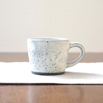 【SALE】黒御影土と白マット釉のマグカップ ＊ smallの画像