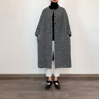 en-enウール混紡ツイード・ドルマン袖コート黒×白の画像