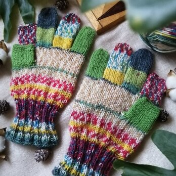 春色手袋〜オパール毛糸のスマホ対応５本指手袋の画像