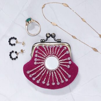 両面刺繍の小さな小さながま口 16