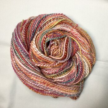 【スピンドルで手紡ぎした糸です✨】 カラフルなマルチカラー！たっぷり102gの画像