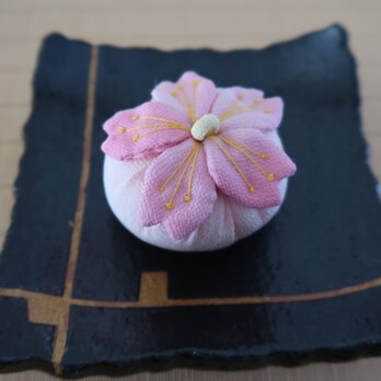 和菓子　縮緬細工　桜の画像