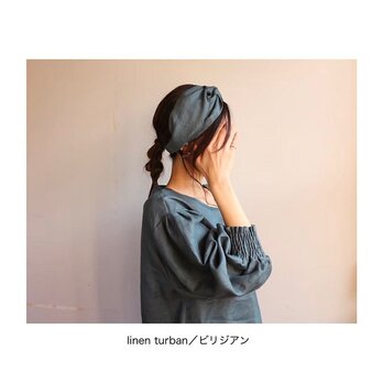 洋服屋さんが作る、全9色からお好きなカラーを選べるリネン幅広クロスヘアバンド／リネンターバン／リネンツイストヘアバンドの画像