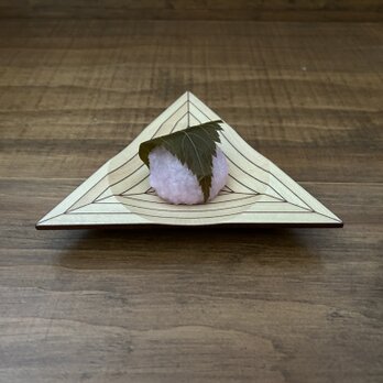 TH-023　三角組皿「麻の葉」の画像