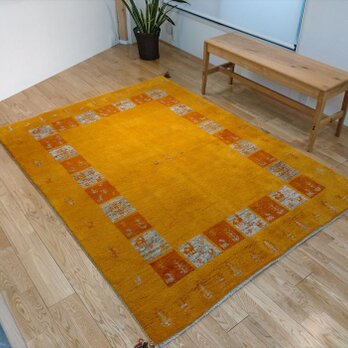 秋の大特価】ペルシャ ギャッベ　リビング　203x152cm　オレンジ　黄金色　ギャベ　ギャッぺの画像