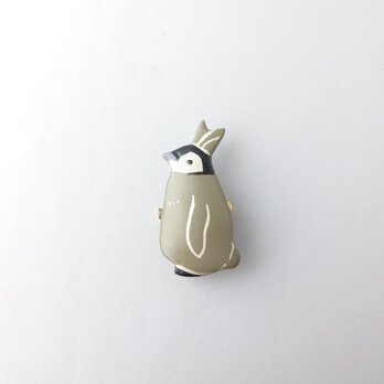 うさ耳 皇帝ペンギンひな 漆ブローチの画像