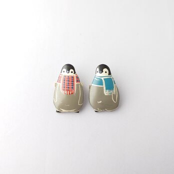 マフラー皇帝ペンギンひな 漆ブローチの画像