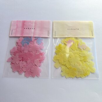 桜L・Mサイズ150枚 ほんのり透けるペーパーフレーク ピンク×黄色系　クラフトパンチ　卒アル　D/500の画像