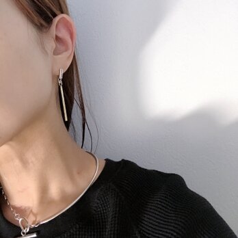silver×brass かっこいいストレート揺れるスティックピアス　シルバー×真鍮　コンビカラー　の画像