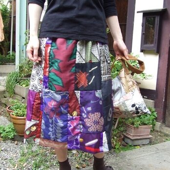 藤の季節に銘仙リメイク花いろいろパッチスカートの画像