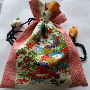 ６９１０　絞りと花柄の着物で作った巾着袋　＃送料無料の画像