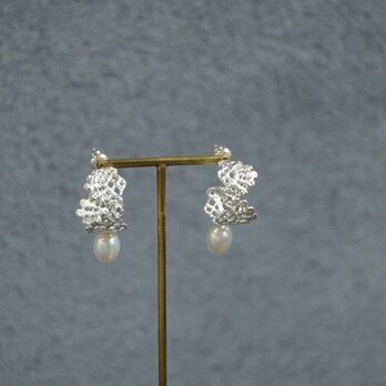 Hem lace / earrings - SILVER×Pearlの画像