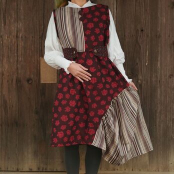 着物リメイク　薔薇のアシンメトリーなレトロワンピースの画像