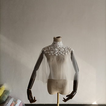 トップス ケープ風ボレロ　ウエディングドレス ハイネック ショール ハンドメイドの画像