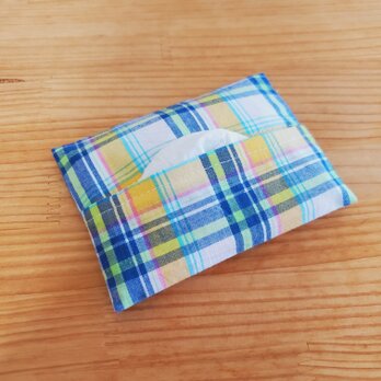 シンプルなポケットティッシュケース　カラフル タータンチェックの画像