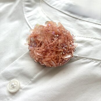 "haruhana"〜sakura〜刺繍スパンコールオーバル型ブローチの画像