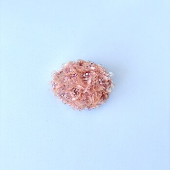 "haruhana"〜sakura〜刺繍スパンコールオーバル型ブローチ