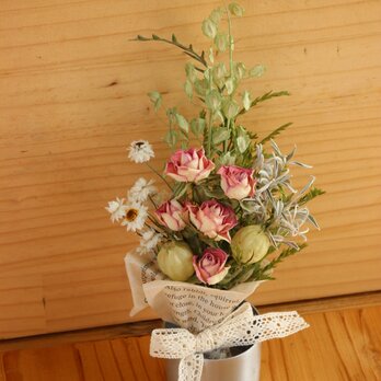 petit bouquet（グリーンハートとSPバラ）の画像