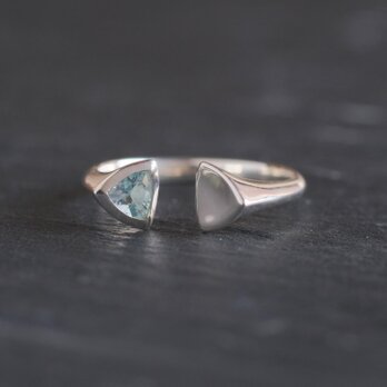 aquamarine triangle ring 　天然石アクアマリン　シルバーリング　三角　ブルー　水色　silver925の画像