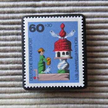 ドイツ　おもちゃ切手ブローチ　8509の画像