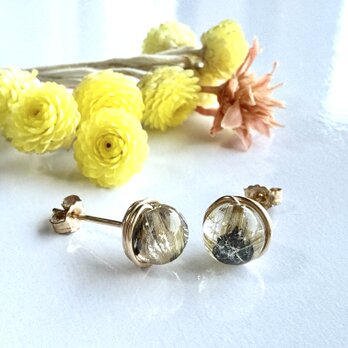 太陽放射ルチル クォーツ  1粒ピアス  14kgf　タイチンルチル 高品質