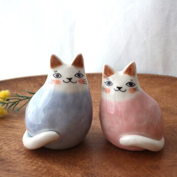 陶器で作ったふっくらペアネコの画像