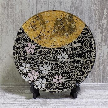 ガラス製飾り皿　金彩ガラス皿　「桜に流水」　丸形の画像
