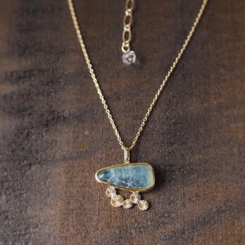 鉱物を纏う＊アクアマリン原石・真鍮ネックレスの画像