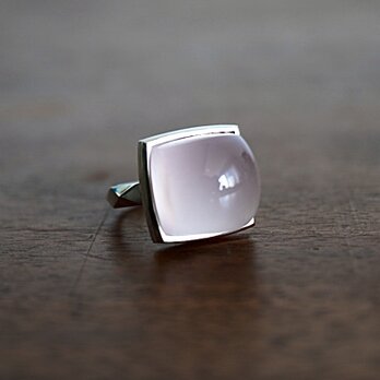 rose quartz ringの画像