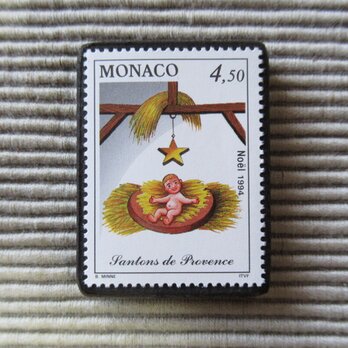 モナコ　人形切手ブローチ 8522の画像