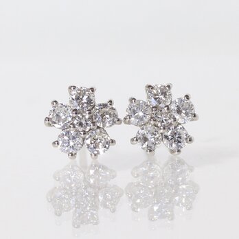 K18　フラワー　ダイヤモンドピアス　0.36ct　18金　花　flower　華　ファッション　アクセサリーの画像