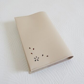 新書サイズ、コミック対応《ピッグスキン》ライトベージュ・一枚革のブックカバー・0801の画像