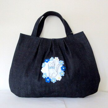 お花とネコ　デニムの手提げバッグ＊ブルーの画像