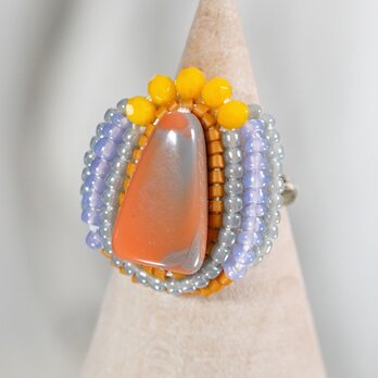 おしゃべりな指輪　67　フリーサイズ　ビーズ刺繍のリング　オレンジ　グレー　パープル　マルチカラーの画像