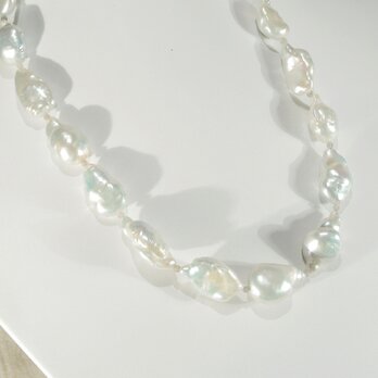 最大23×15mm高級本真珠（淡水パール、バロック、真空真珠）のネックレス（5cmアジャスター、マグネット）の画像