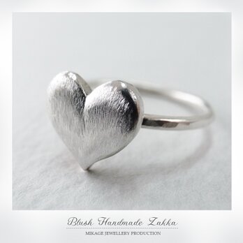 〚 heart 〛sv925 simple heart ring with coarse textureの画像